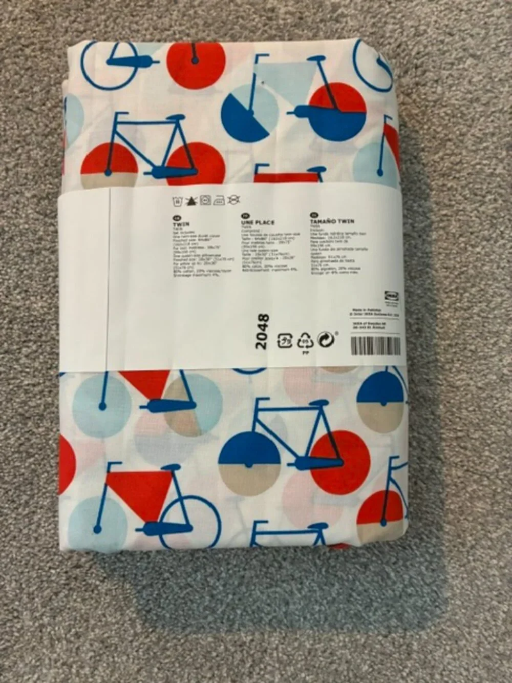 IKEA Twin Duvet Cover and pillowcase
